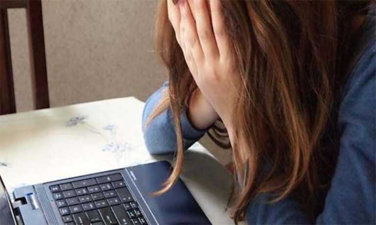 La Regione Campania paga le spese legali per le vittime del web