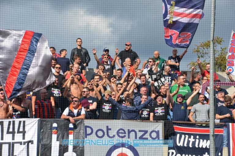 Potenza, Villa e Gambardella contro la società: “Qui non c’è un euro”