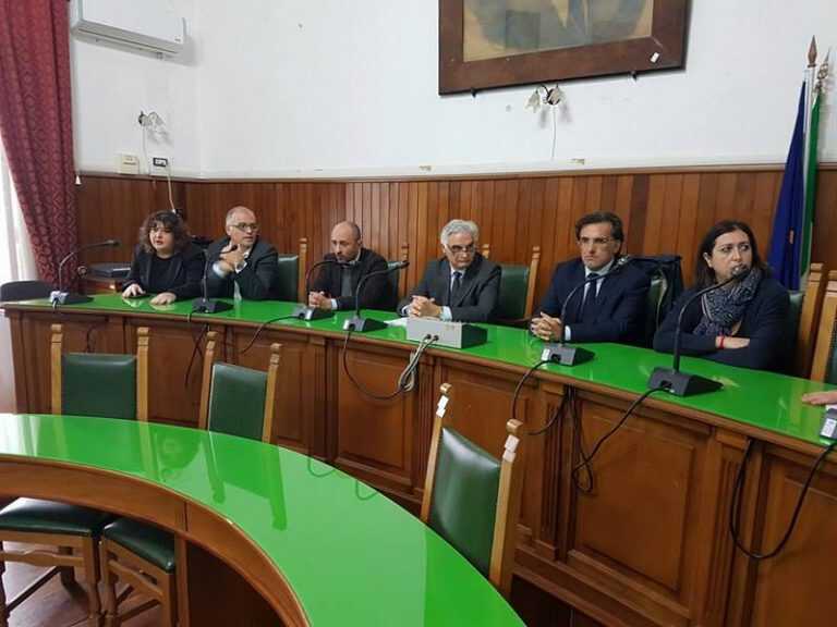 Sarno, conferenza su violenze e aggressioni, Canfora: “Basta!”