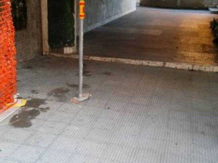 Battipaglia, emergenza rifiuti: ripulita via Colombo