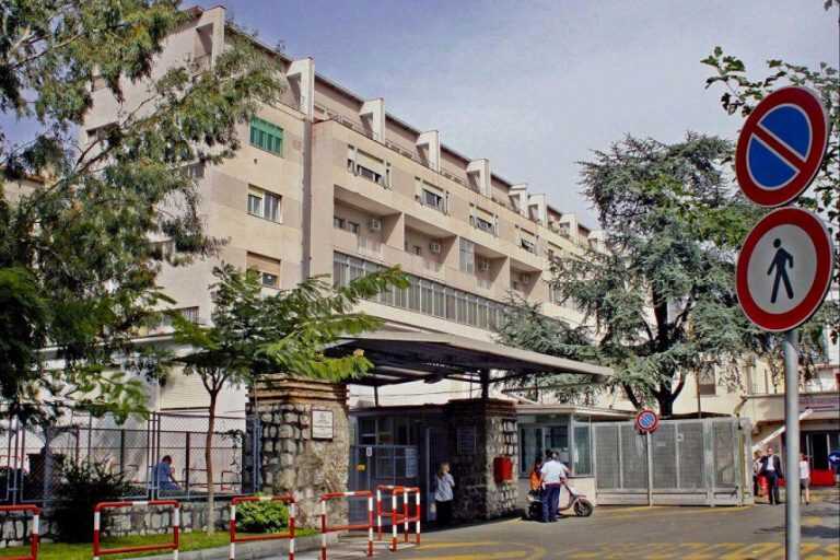 Castellammare, 18enne muore con febbre alta: sospetta meningite