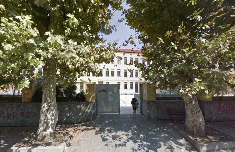 Pagani. Finalmente partono i lavori alla scuola di via Manzoni, la nota di Calce e Sessa