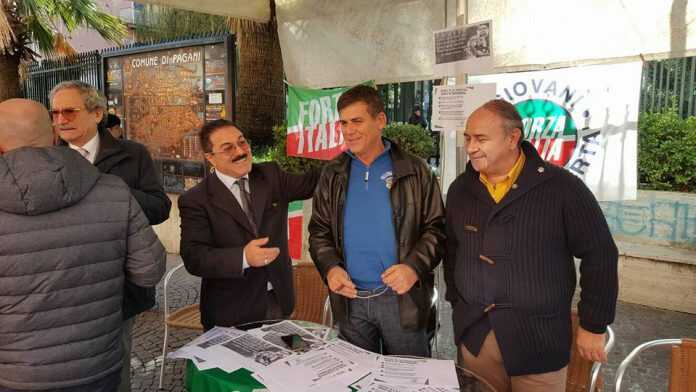 Forza Italia gazebo per il NO novembre 2016