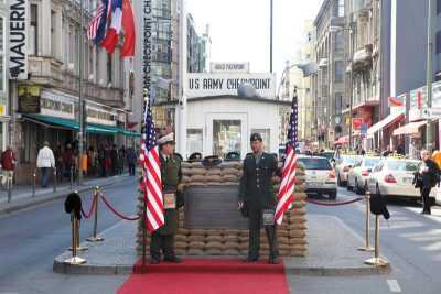 checkpoint_charlie