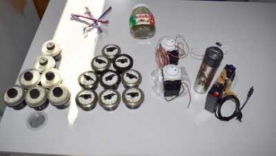 tutto-il-materiale-sequestrato-a-casa-di-lanzieri