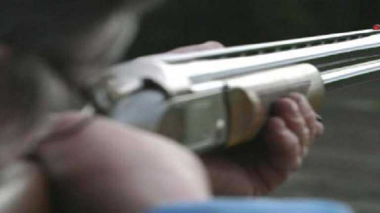 Angri, tentato furto in villa: il proprietario mette in fuga i ladri con colpi di fucile