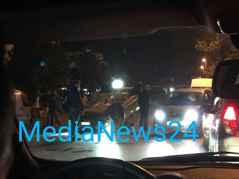 Angri/Scafati, auto si ribalta sulla strada statale 18