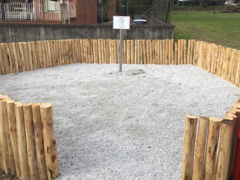 Baronissi, realizzate quattro aree “wc dog”