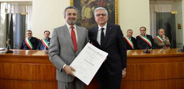 Onorificenze al merito della Repubblica Italiana