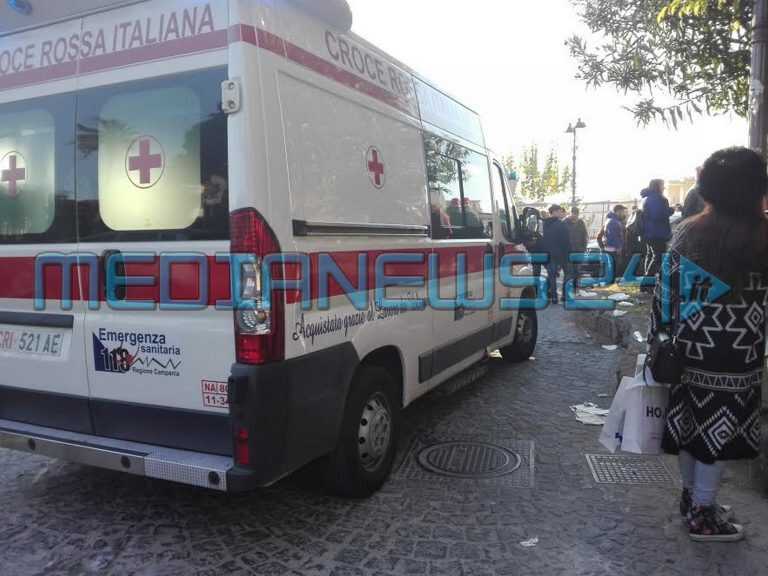 Torre del Greco, malori per 4 minori durante la grande festa della vigilia