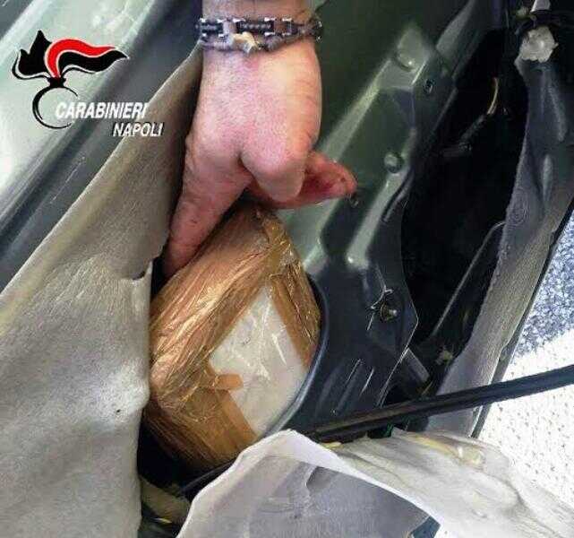 In auto 1,2 chili di cocaina: arrestati sulla Salerno-Reggio 3 affiliati al clan Sequino