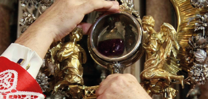 Sangue di San Gennaro: il prodigio che incanta Napoli