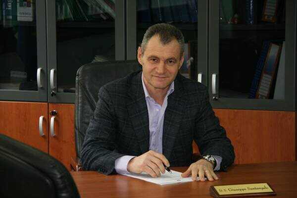 Angri, ladri in azione al Giustino Fortunato: danni per 40mila euro