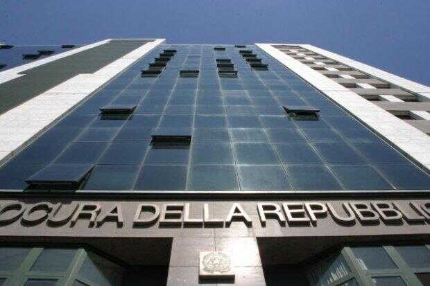 Angri, abusi edilizi: opere non demolite nè acquisite. Denuncia alla Procura!