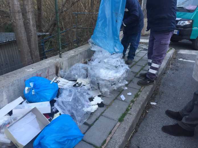 rifiuti strada nocera superiore