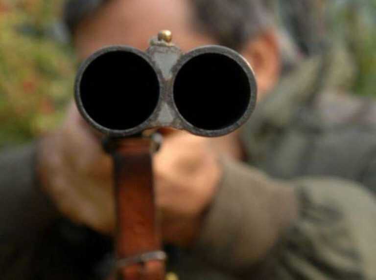 San Valentino Torio, uccide un cane che rovistava nel suo giardino: a processo