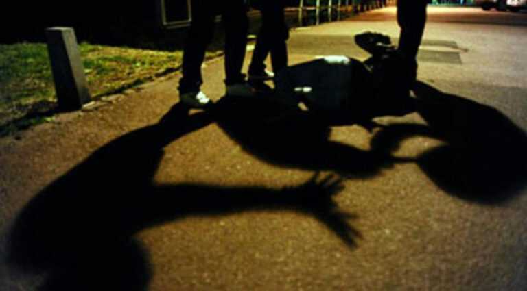 Rissa all’alba sulla litoranea di Pontecagnano: due giovani di Castellammare feriti