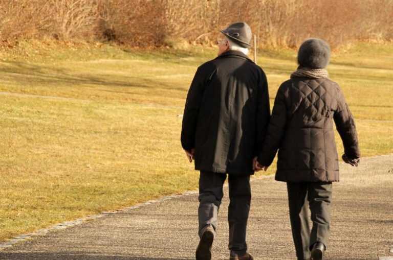 Robbio – Il sindaco decide di mettere sotto tampone sierologico oltre 200 anziani