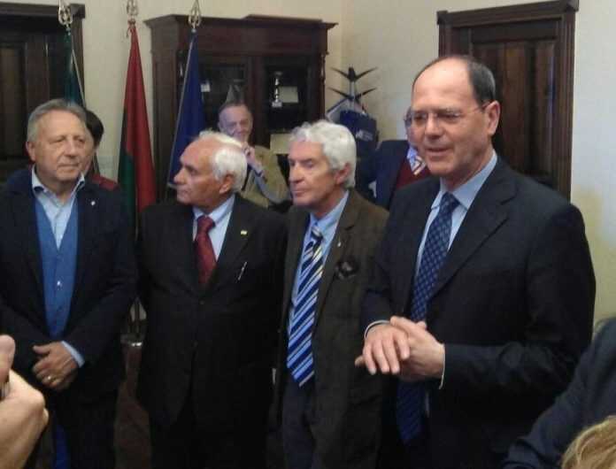 cerimonia targhe maestri del lavoro pagani