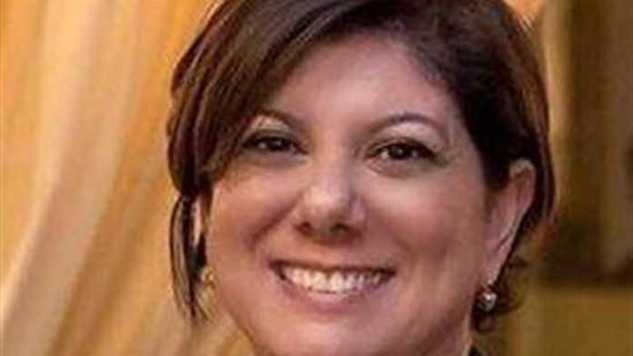 e0818070-35ae-42b8-9594-4b6ab11540f5_large