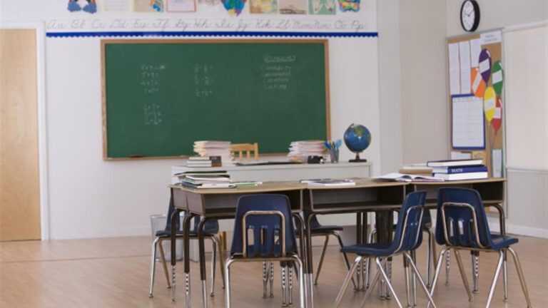 Diplomi comprati, 340 studenti finti diventano veri indagati