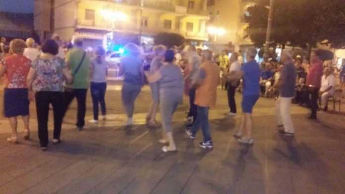 serata di liscio - piazza sant'alfonso