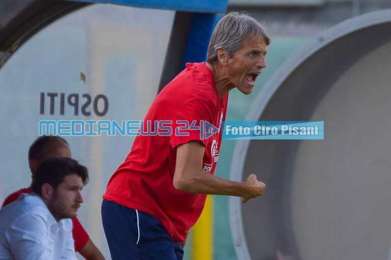 Giugliano-Castrovillari 3-2, succede tutto nella ripresa