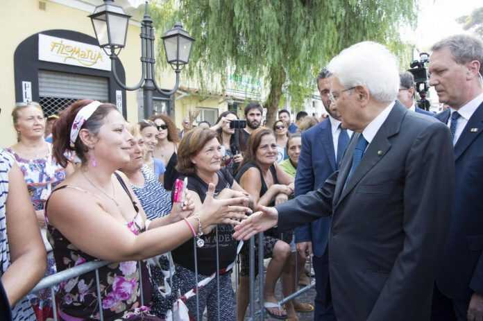 Terremoto Ischia, Sergio Mattarella in visita a Casamicciola