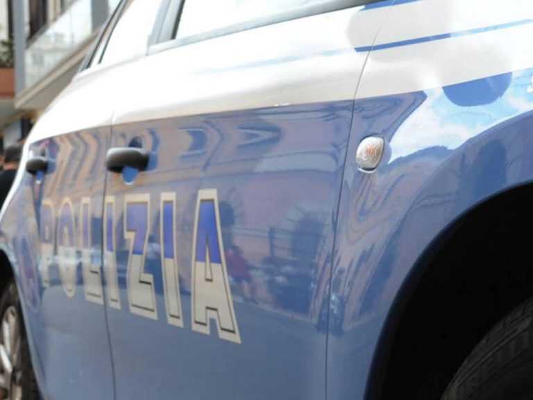Napoli. Arrestato anarchico-insurrezionalista colpevole di un attentato ai danni del Consolato di Grecia nel 2021