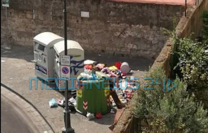 rifiuti via ferrante (Copia)