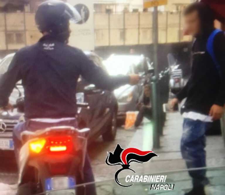 Chiaiano- viaggiava armato su uno scooter- arrestato