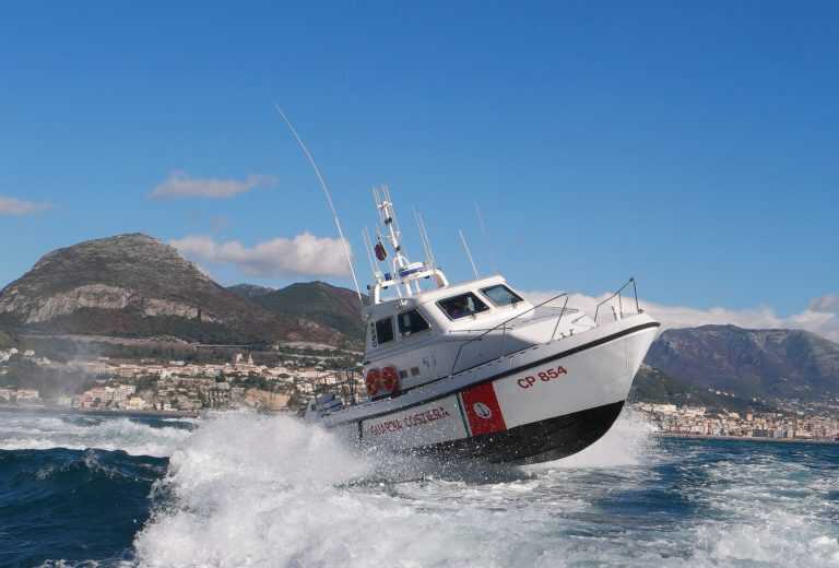 “Mare sicuro”, task force della Guardia costiera a Positano