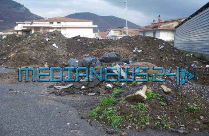 discarica_abusiva_roccapiemonte1
