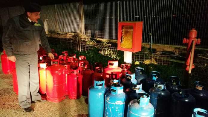 F50D64C9-87D4-4F66-97AD-CFA6BF6C574E