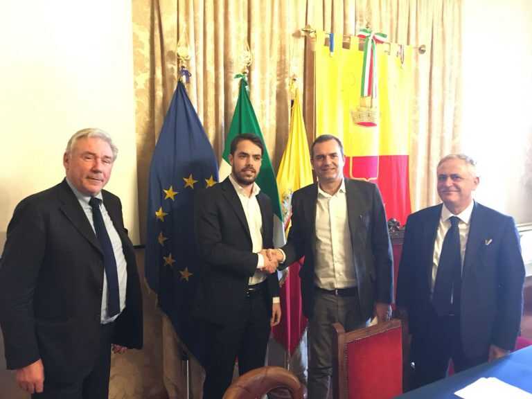 Napoli. Presentato l’accordo tra Comune e “Airbnb” sulla tassa di soggiorno per i turisti