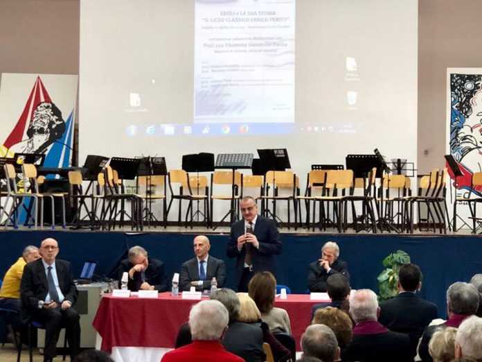 31052238_1550778275034455_8852567293780033536_n