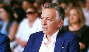 6423C58F-97D7-4A2B-A71B-5D780865483C