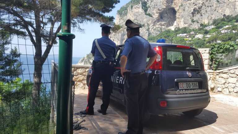 Capri. Minore, per gioco, da’ fuoco a sterpaglie: in fumo Monte Solaro