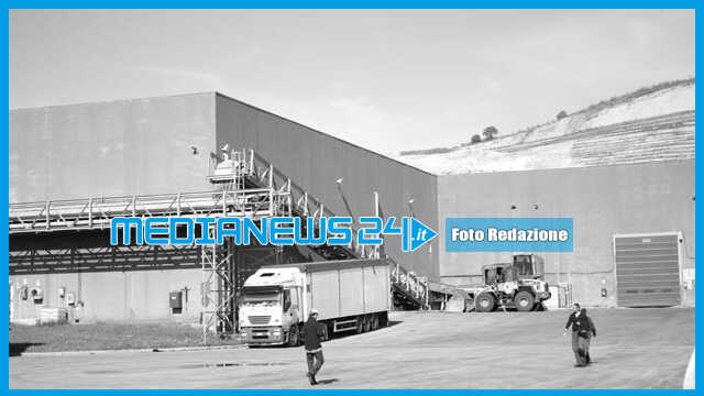 Angri. Emergenza rifiuti allo Stir di Battipaglia