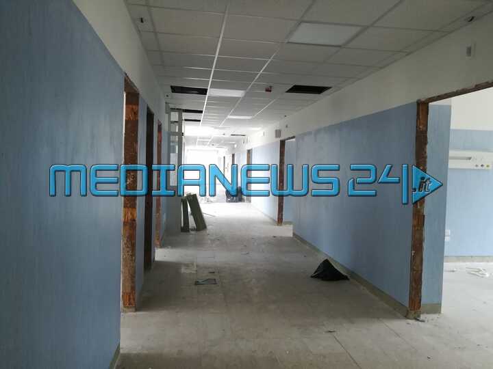 Nocera. De Luca inaugura i nuovi reparti di Medicina e Rianimazione