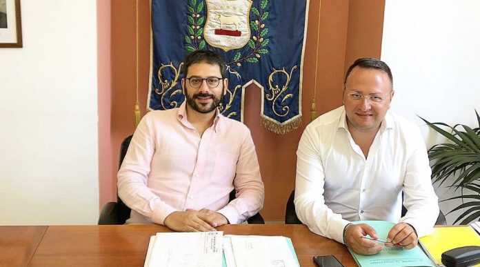 33707412-DD52-4887-913A-F2E034D13C30