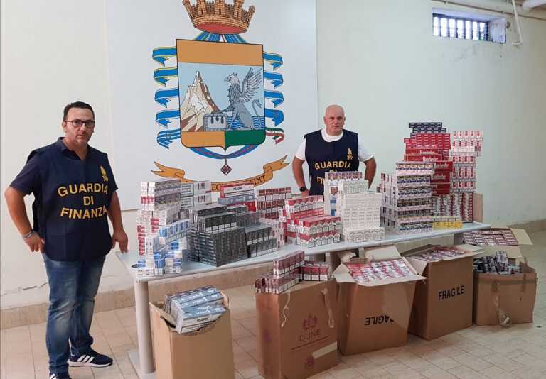 Lotta al contrabbando di sigarette, maxi sequestro di ‘bionde’