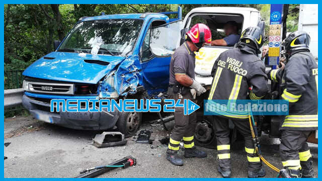 81D0EC6A-8333-42DB-B61E-710BF1BBC795