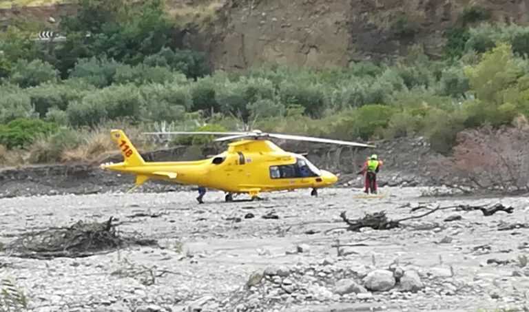 Soccorso alpino nei boschi tra Avellino e Salerno.