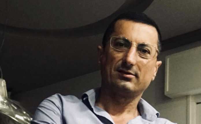 07AB9DAC-D5BE-4265-A382-20B6DFA73F19