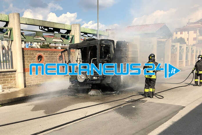 3A44A3CA-78D2-4793-BB4C-31189C33373E