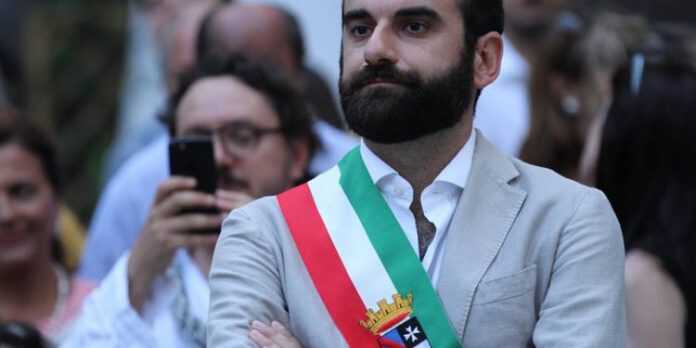 Daniele-Milano-Sindaco-di-Amalfi-750x375