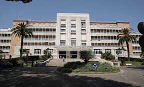 Monaldi. 19enne salvo grazie al cuore artificiale “Berlin”