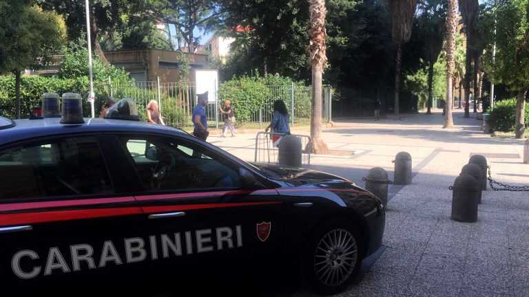Salerno – Carabinieri denunciano 5 parcheggiatori abusivi.