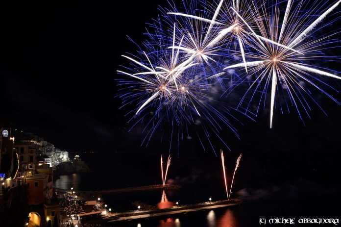 amalfi-fuochi-capodanno-2017-01